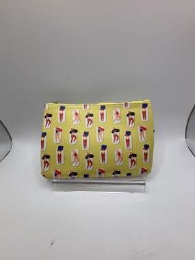 Ipsy June 2020 Beach Theme Sunbathers Yellow Makeup Glam Bag